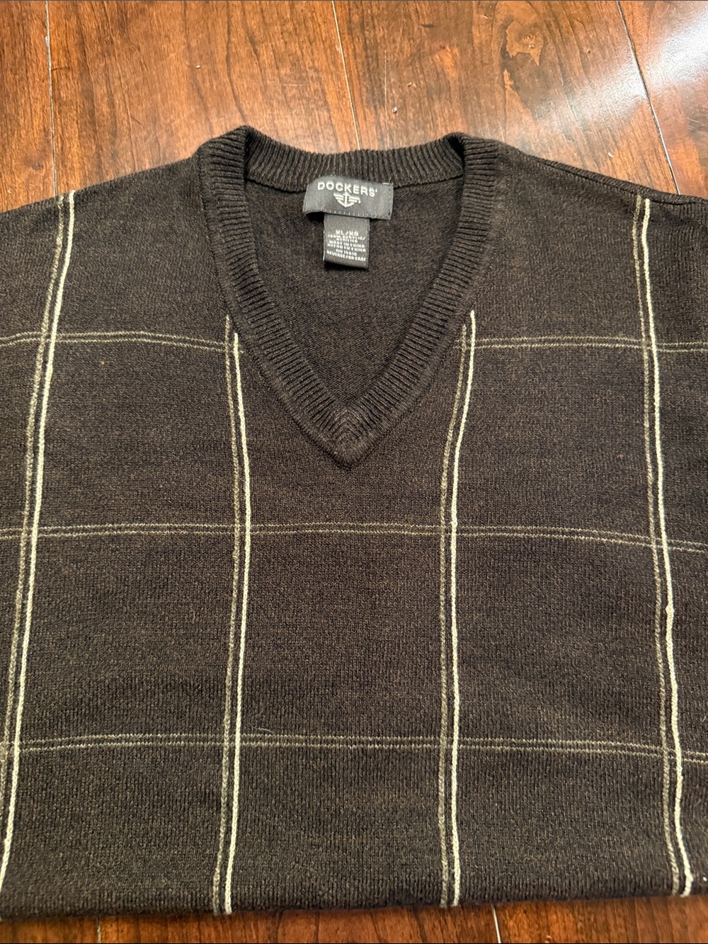 Dockers Men's Dark Brown V-Neck Sweater Vest with Light Tan Windowpane